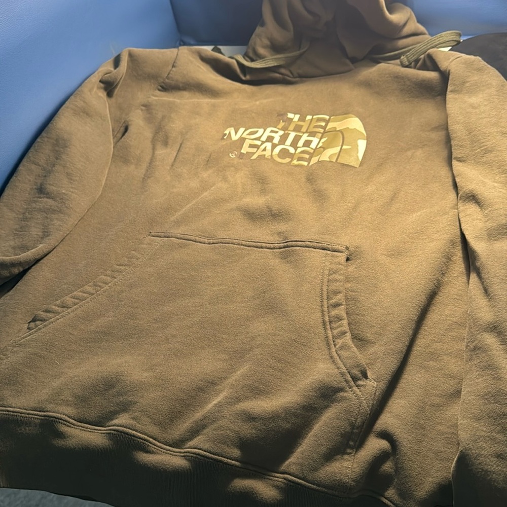 North face hoodie never worn